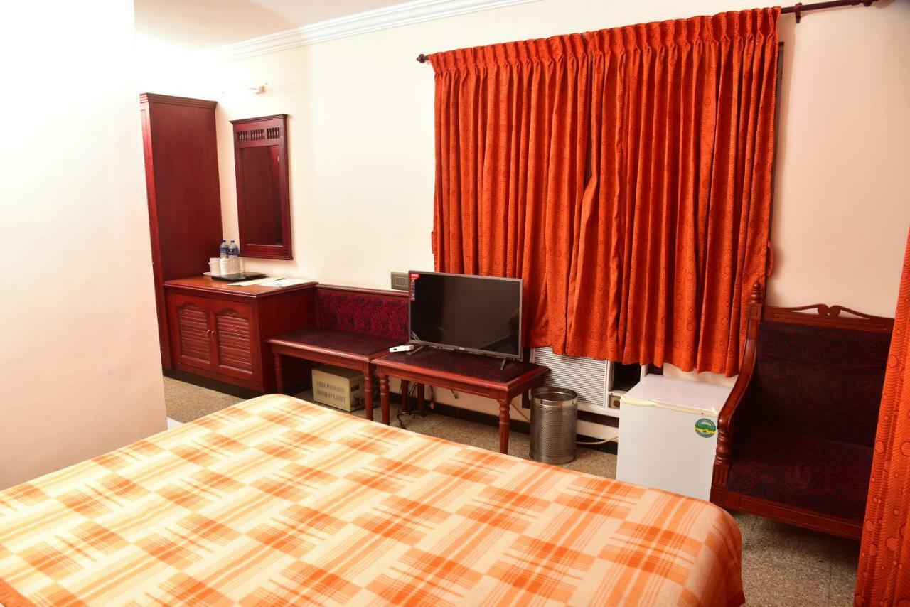Hotel Kairali Towers Palakkad Exteriér fotografie