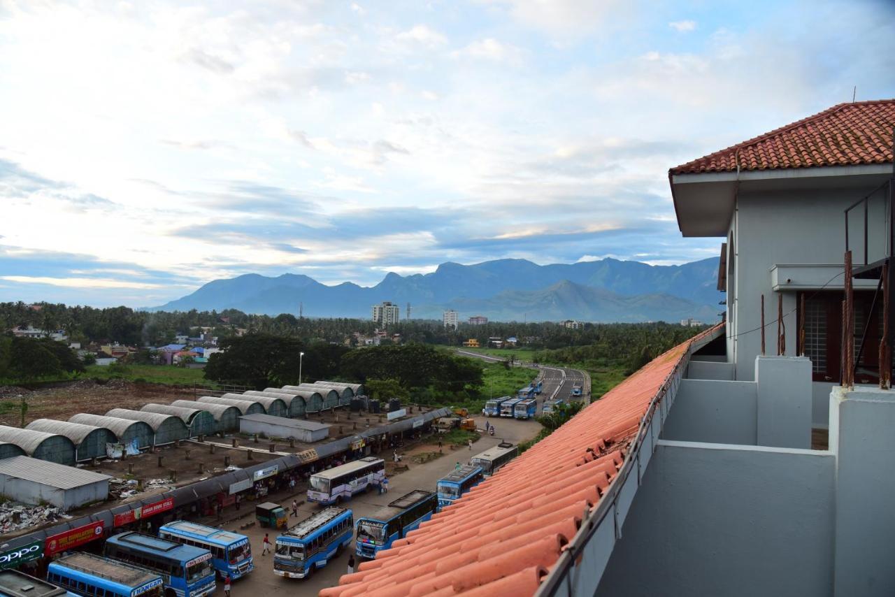 Hotel Kairali Towers Palakkad Exteriér fotografie