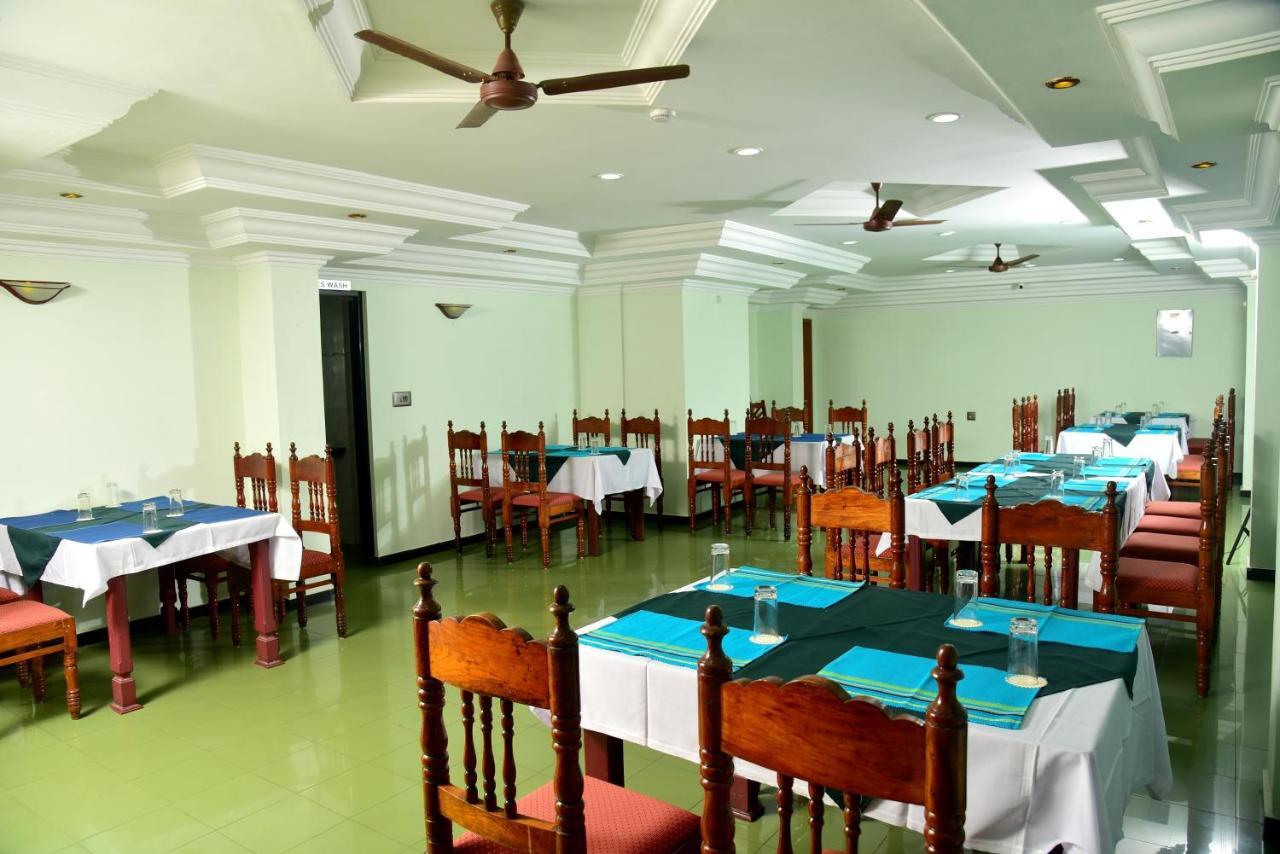 Hotel Kairali Towers Palakkad Exteriér fotografie
